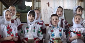 VIDEO // Festival Pascal la Balatina, Glodeni. Zeci de îngerași au aprins candela în cinstea Lui Iisus Hristos